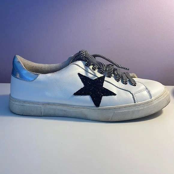 Steve Madden Shoes Steve Madden Star Sneaker Size 85 Black And